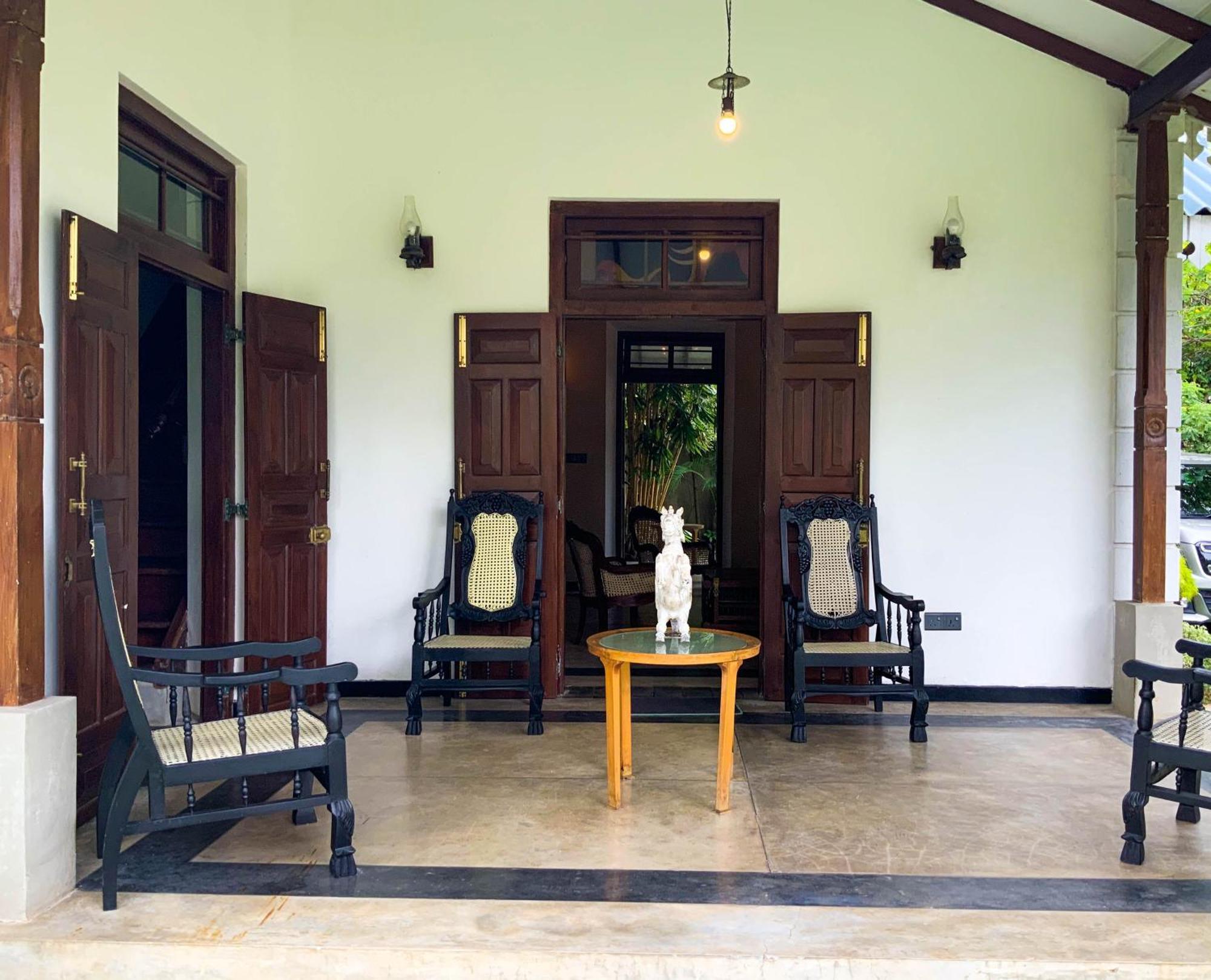 Headman House Antique Villa - A Seaside Royal Stay Ahangama Exterior photo